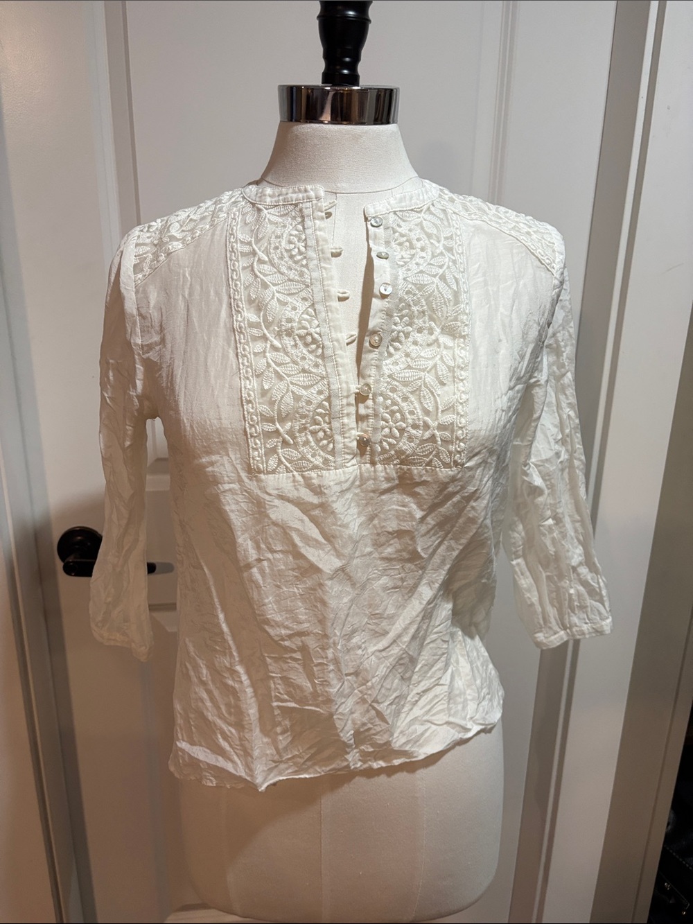 Forever 21 White Embroidered Button Henley Blouse